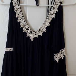 Women's Always Indigo top. Size Large.